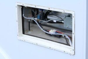 Regelmäßige Kontrollen der Wasserleitungen sorgen für hygienische Sicherheit und reibungslose Funktion – ob im Wohnmobil, Caravan oder Camper, so bleibt alles frisch, sauber und garantiert dicht.